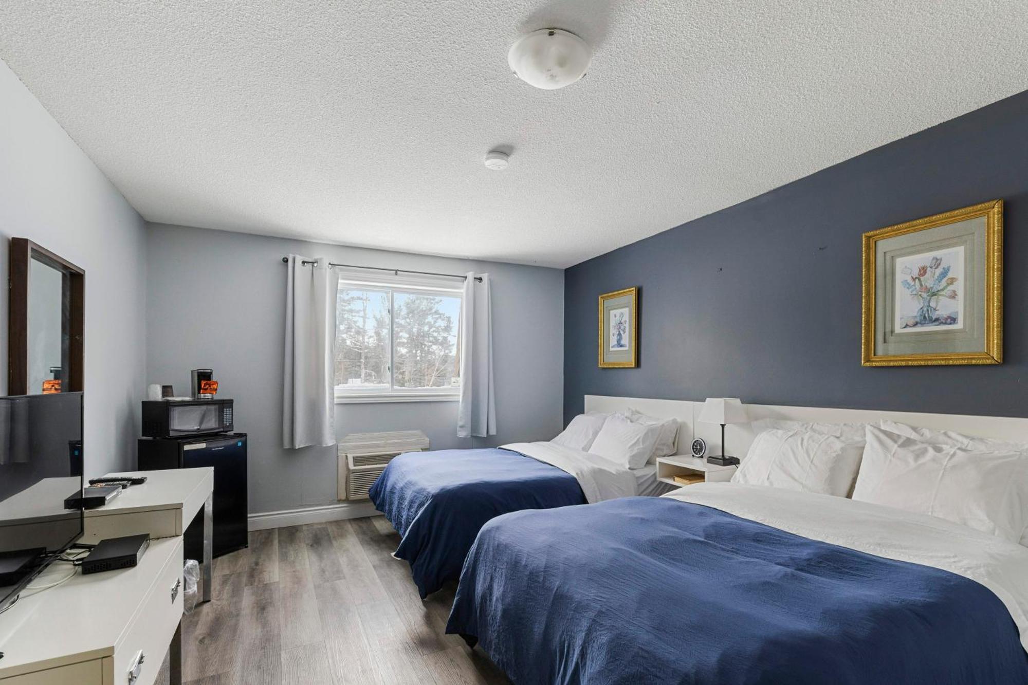 Lakeside Inn Cloyne Luaran gambar