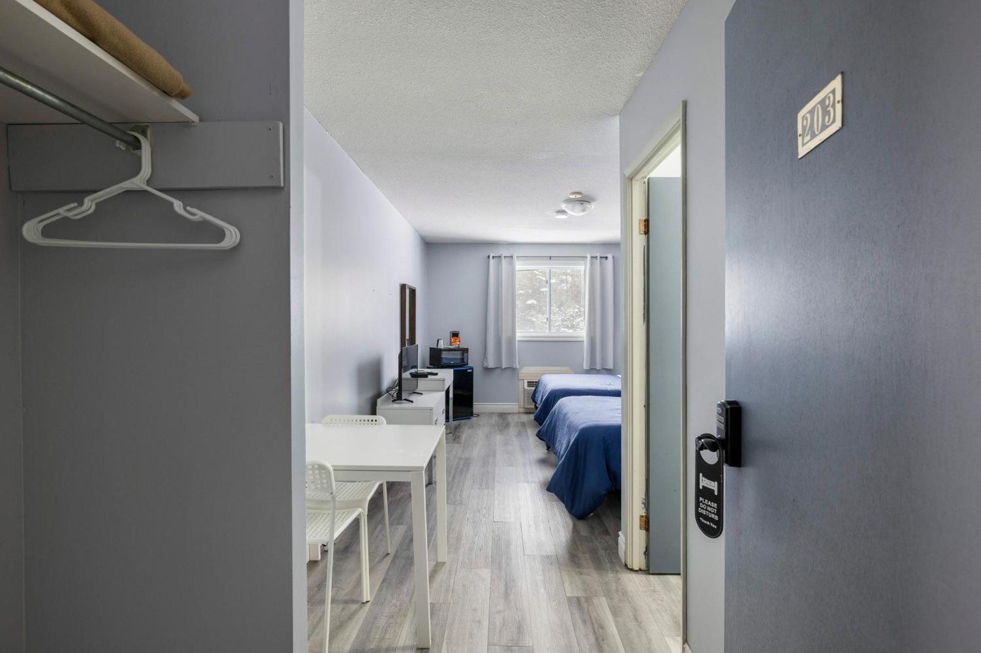 Lakeside Inn Cloyne Luaran gambar