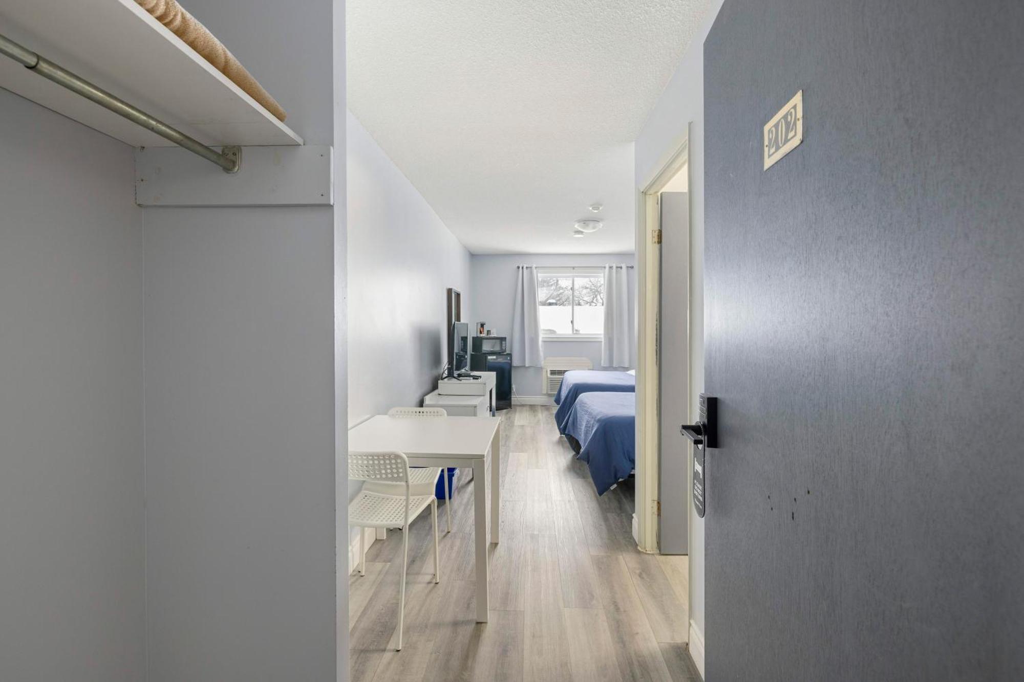 Lakeside Inn Cloyne Luaran gambar